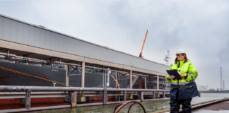 Lozingen van plastic korrels